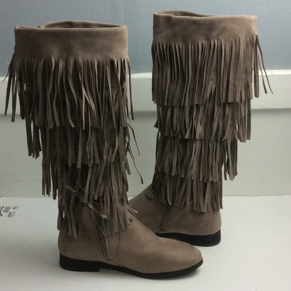 Akira Ladies Brown Suede Fringe Calf Boot Sz US 7 - Picture 3 of 8